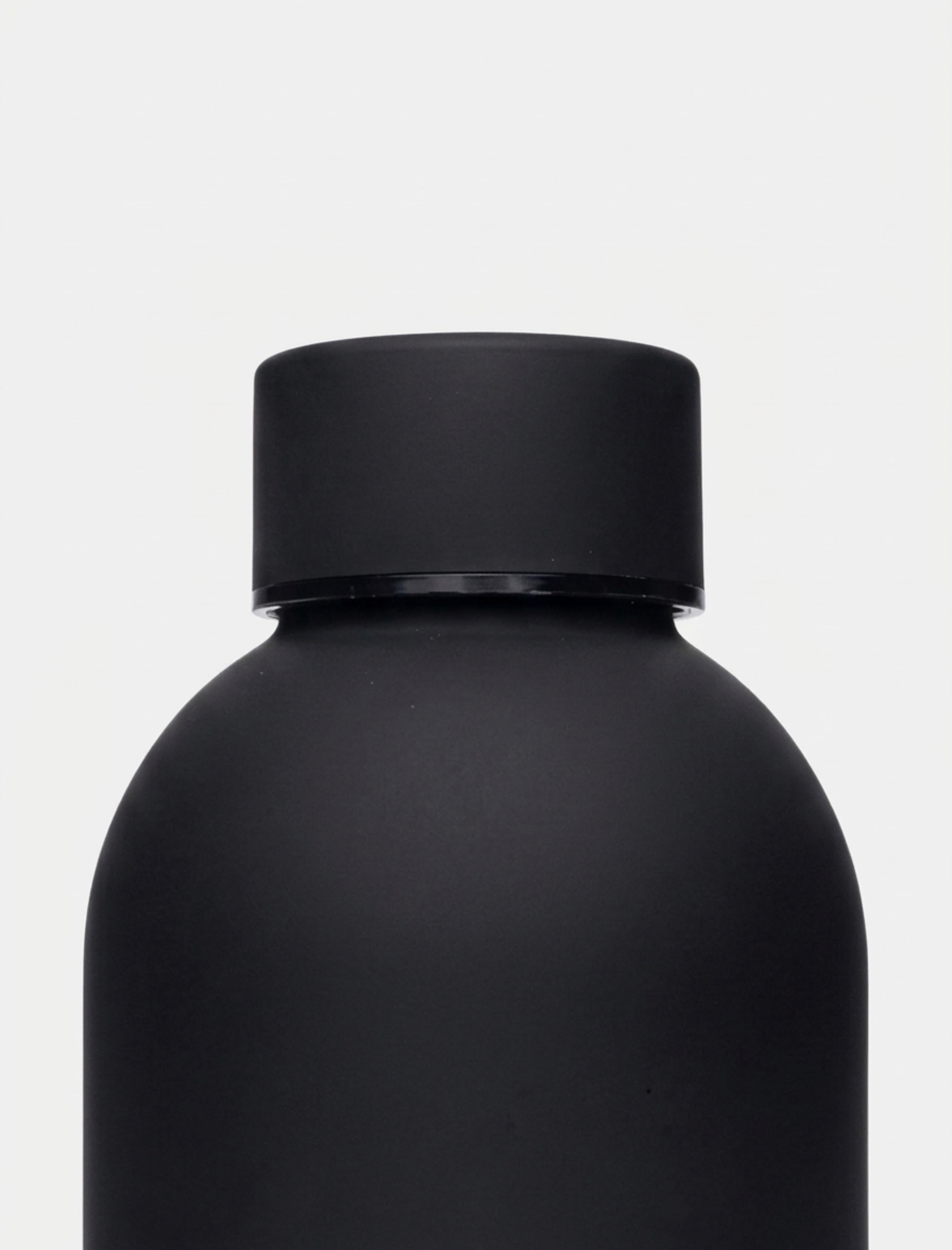 studio-500ml-insulated-bottle-06.jpg